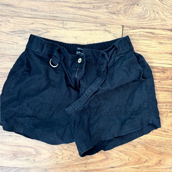 Cynthia Rowley| Woman’s Linen Shorts - Picture 1 of 4